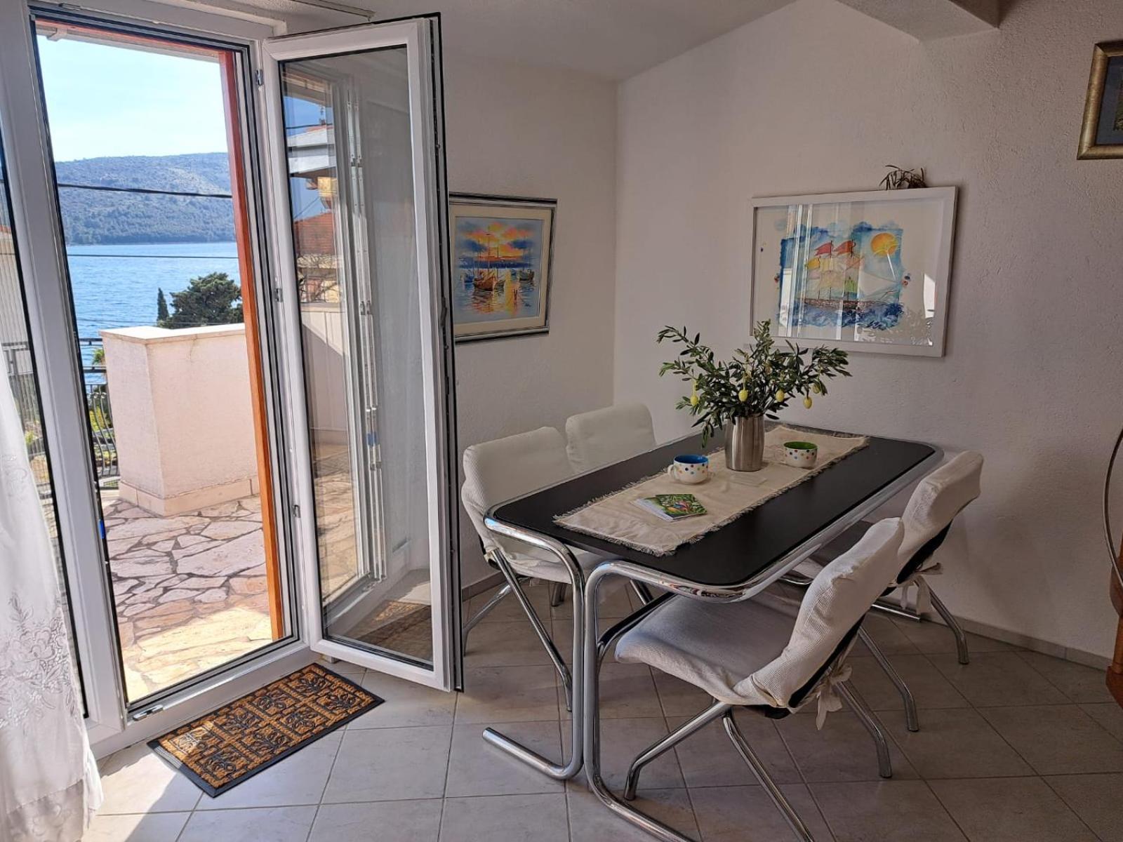 Villa Apartments Oliva Seget Vranjica Exterior foto